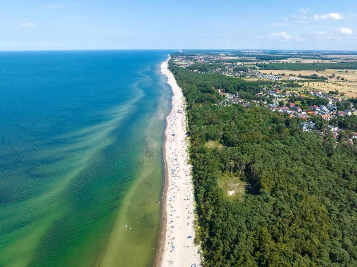 Zem-Tourist Hotell Pustkowo Exteriör bild