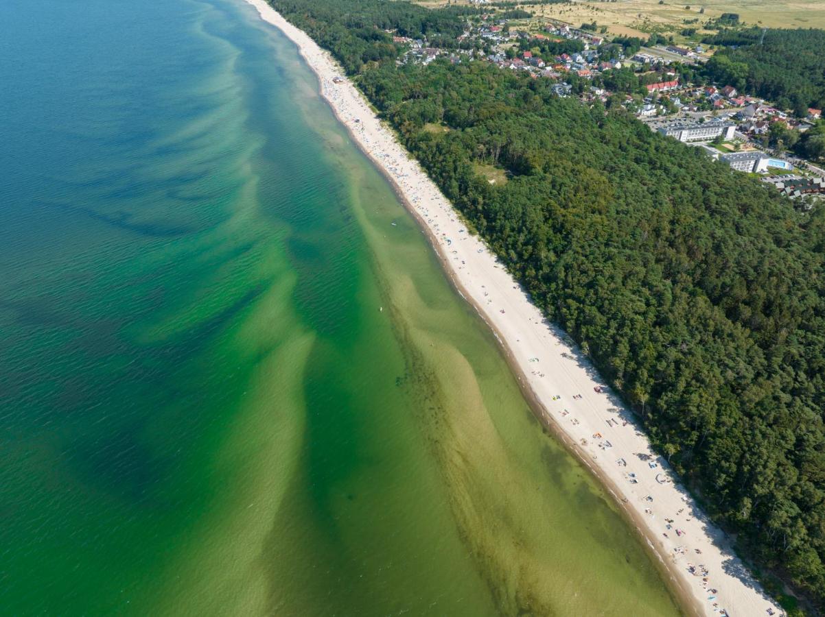 Zem-Tourist Hotell Pustkowo Exteriör bild
